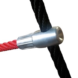 Rope endings pressed in a sleeve made of durable aluminum alloy.